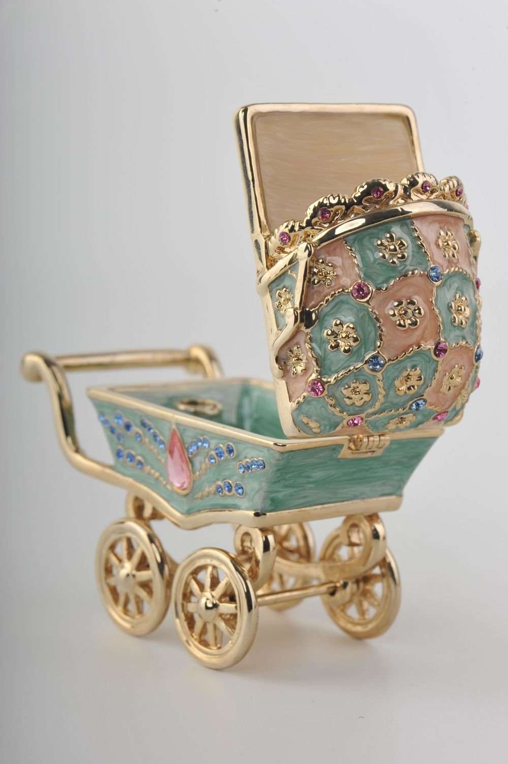 Baby Carriage | Treasures of my HeART
