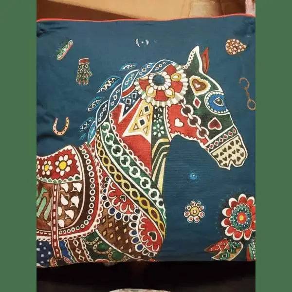 Dario Filled Cushion - Treasures of my HeART