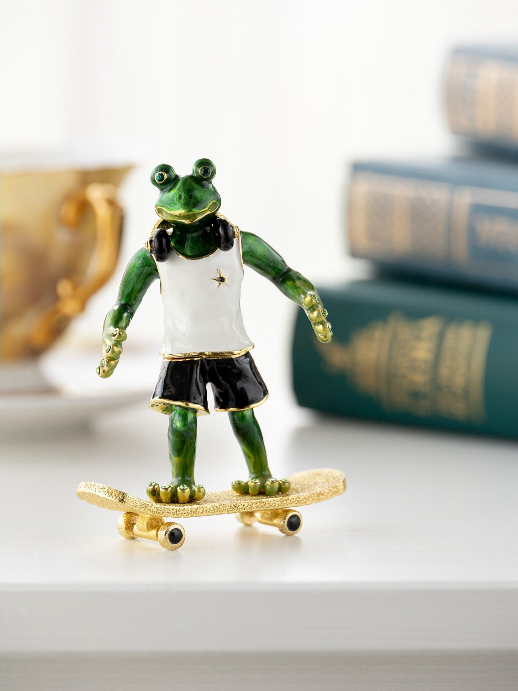 Skateboarding Frog-1