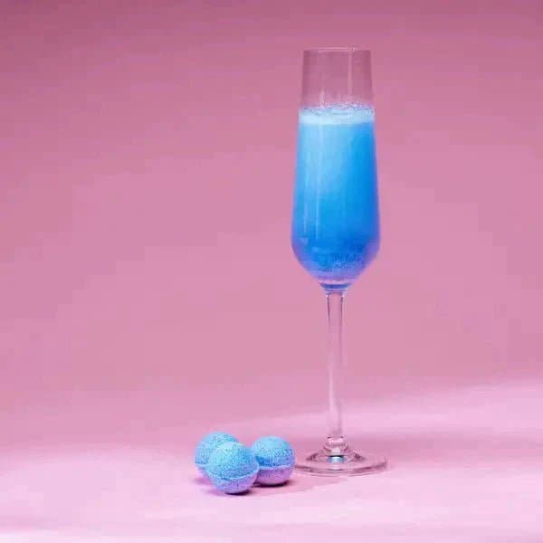 Blue Raspberry Cocktail Bomb - Treasures of my HeART